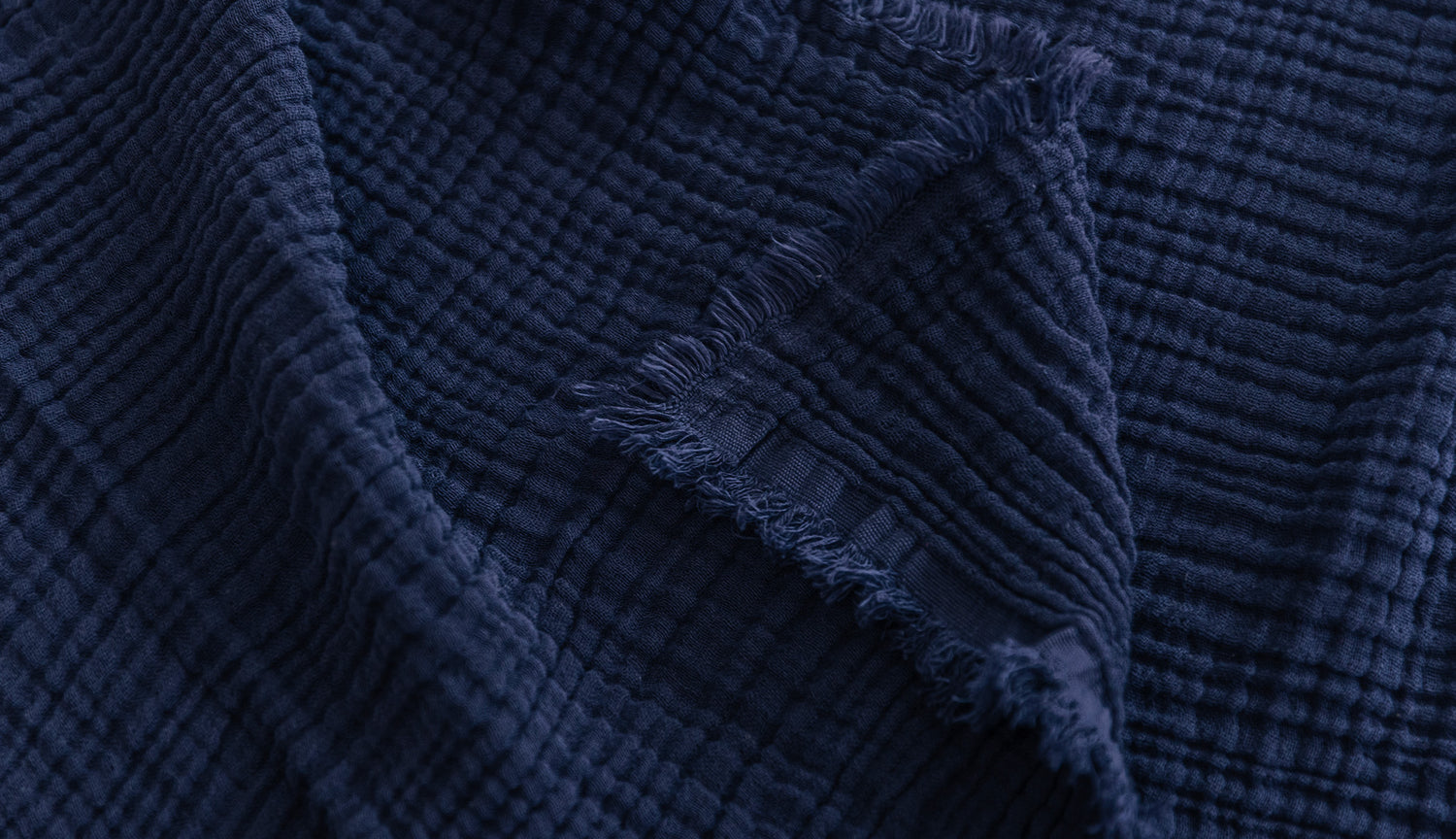 Donkerblauw